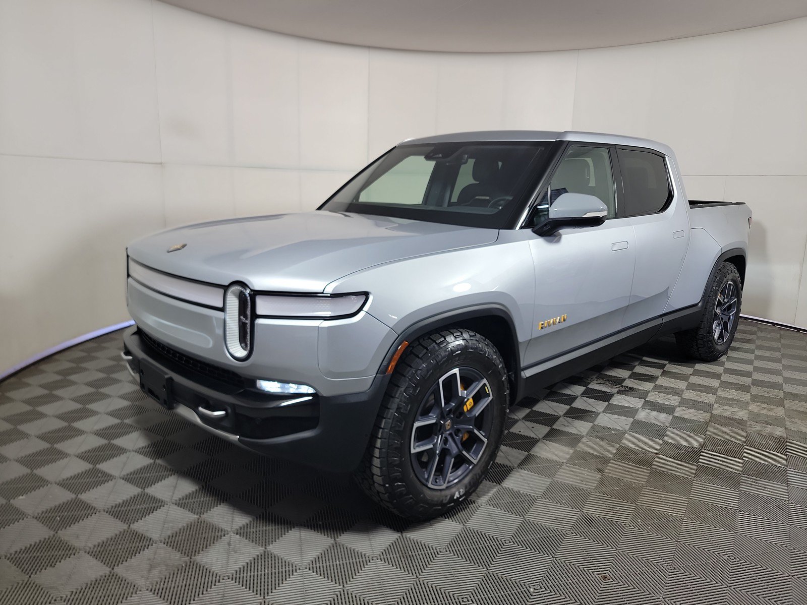 Used 2022 Rivian R1T Adventure AWD/4WD image 35