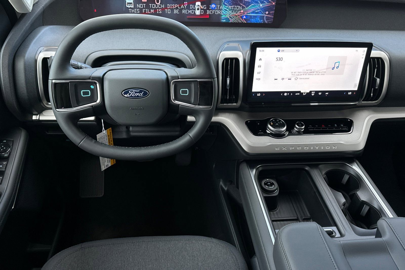New 2026 Ford Expedition Active image 13