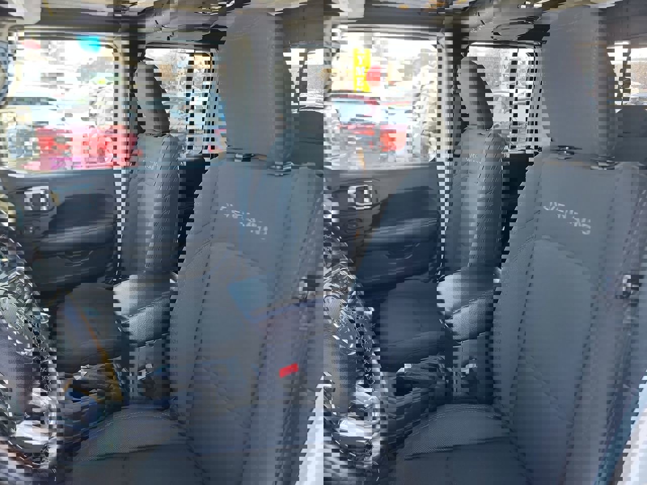 Used 2020 Jeep Gladiator Overland image 13