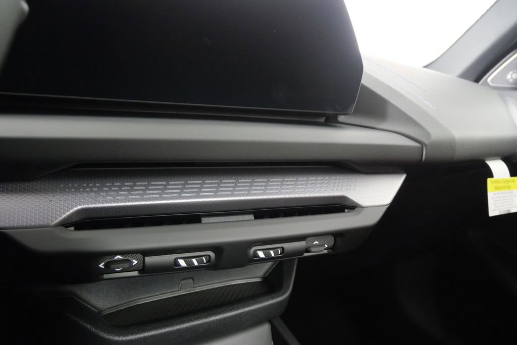 Used 2025 BMW M235i xDrive w/ Premium Package image 25