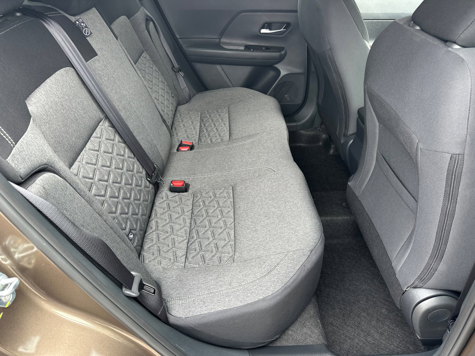 Used 2026 Nissan Kicks SV image 15