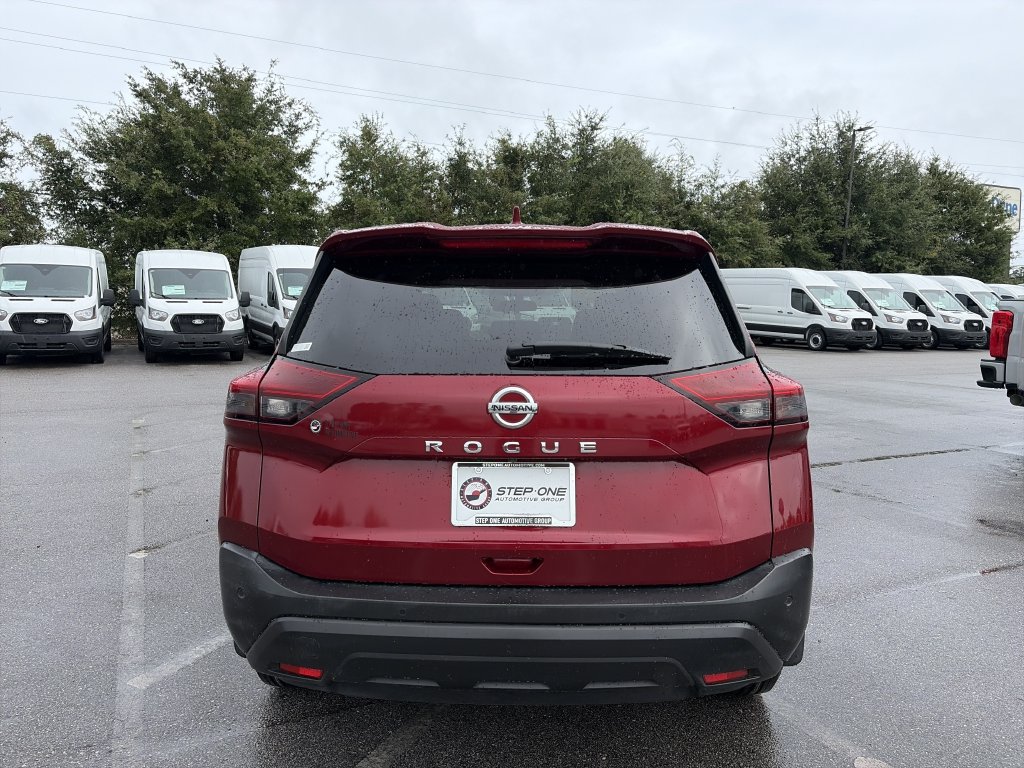 Used 2021 Nissan Rogue S FWD image 6