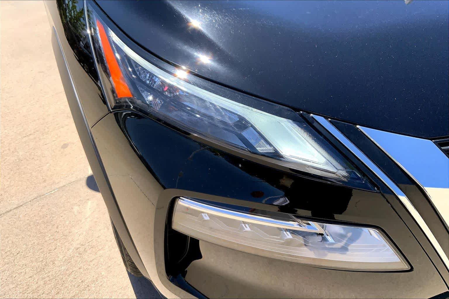 Used 2023 Nissan Rogue SV AWD/4WD image 26