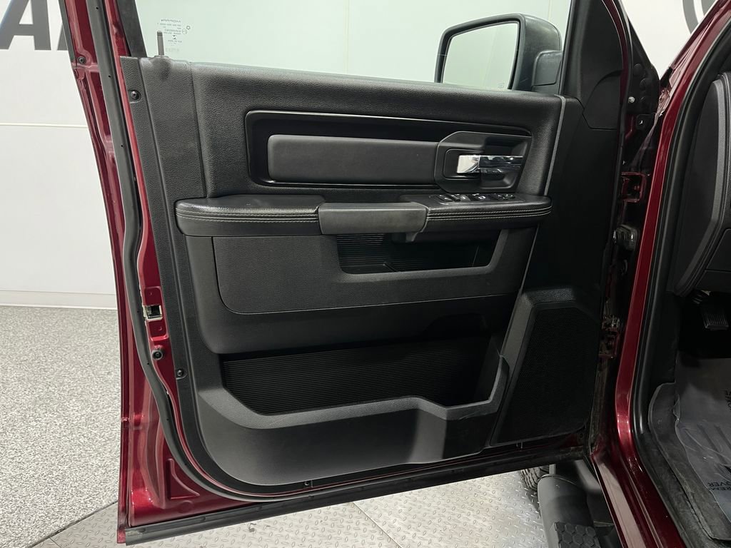Used 2018 RAM 1500 Rebel w/ Luxury Group image 15