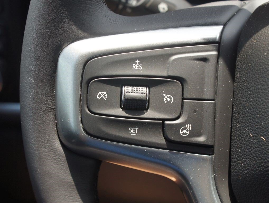 Used 2022 Chevrolet Silverado 1500 LT Trail Boss w/ LPO, Dark Essentials Package AWD/4WD image 9