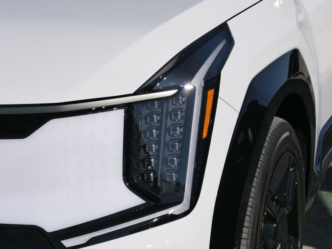 New 2026 Kia EV9 GT-Line image 8