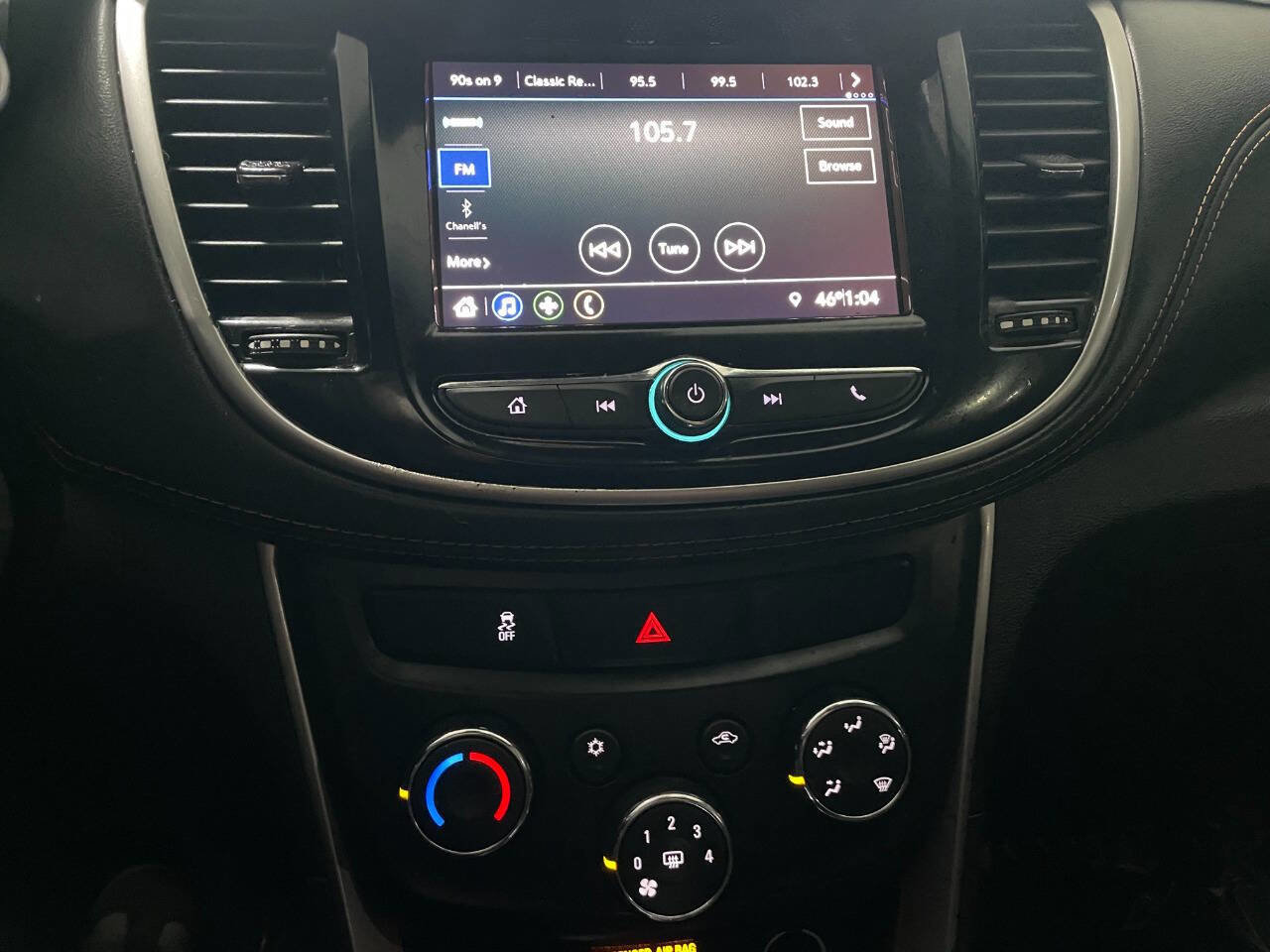 Used 2020 Chevrolet Trax LT image 32