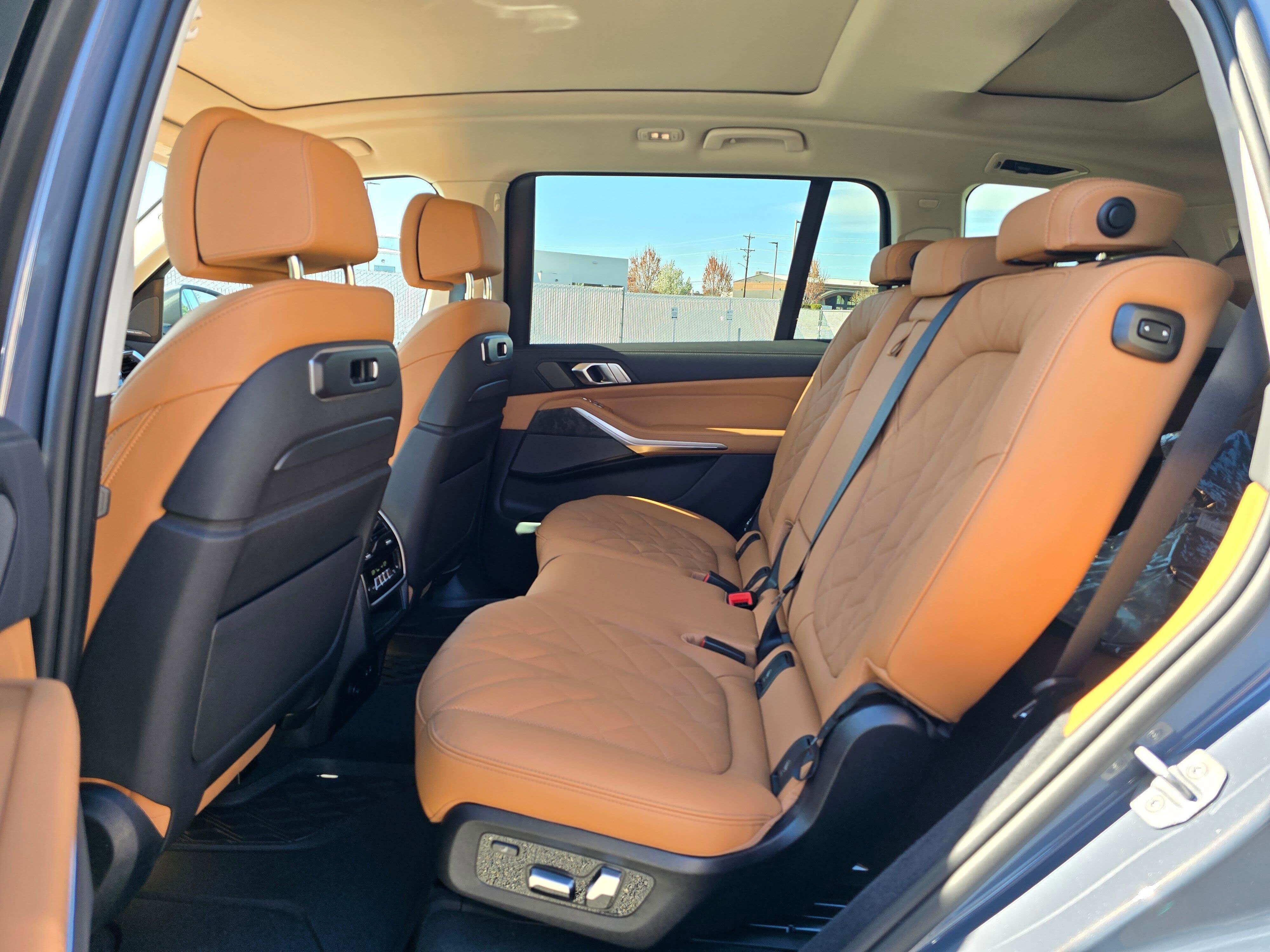 New 2026 BMW X7 xDrive40i image 12