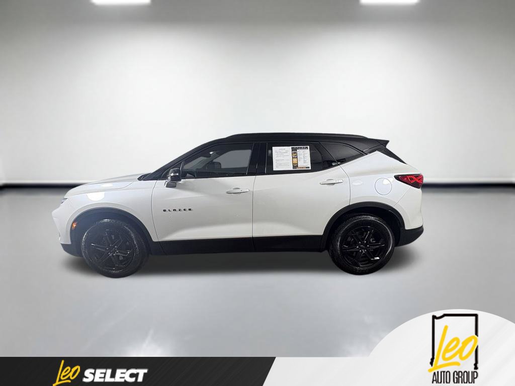Used 2024 Chevrolet Blazer LT w/ Midnight/Sport Edition AWD/4WD image 2