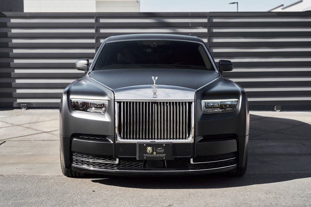 Used 2025 Rolls-Royce Phantom Sedan RWD image 15