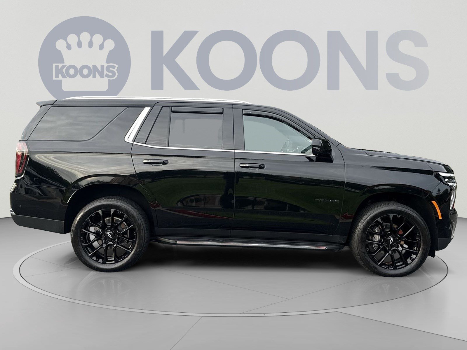 Used 2025 Chevrolet Tahoe LS AWD/4WD image 8