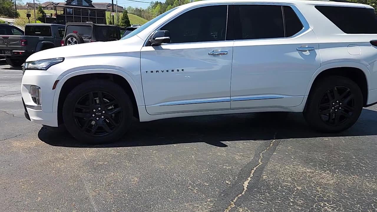 Used 2023 Chevrolet Traverse Premier w/ LPO, Floor Liner Package image 5