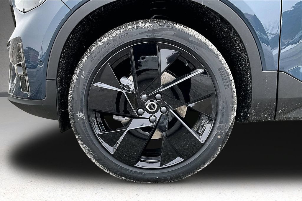 New 2026 Volvo XC40 B5 Ultra w/ Protection Package Premier AWD/4WD image 12