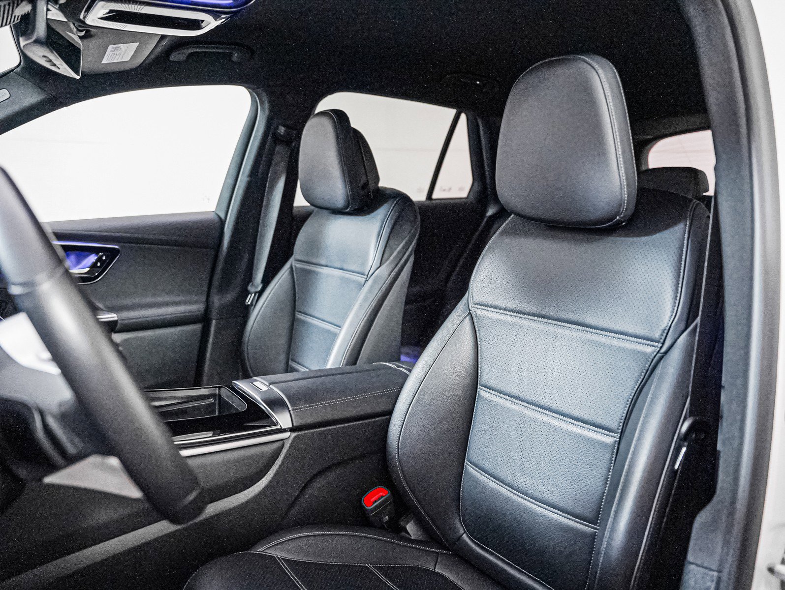 Certified 2024 Mercedes-Benz GLC 300 image 12