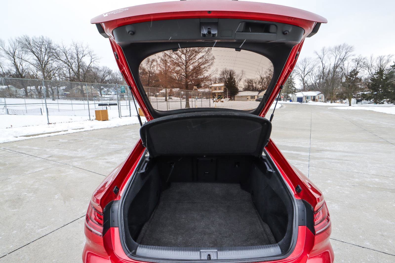 Used 2021 Volkswagen Arteon SE w/ Arteon MDO Package image 21