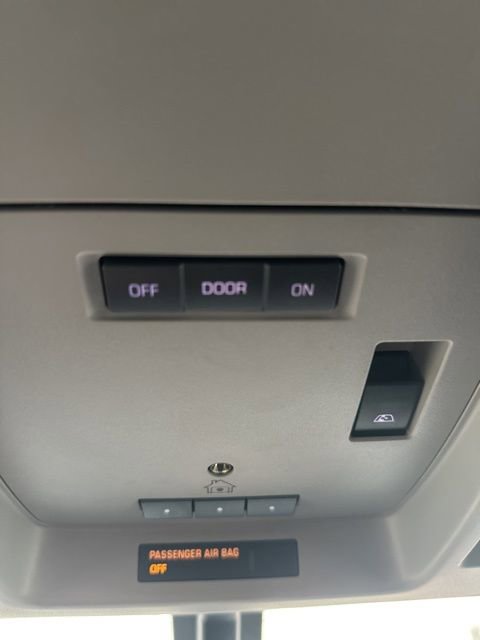 Used 2018 Chevrolet Silverado 1500 LT w/ All Star Edition image 32