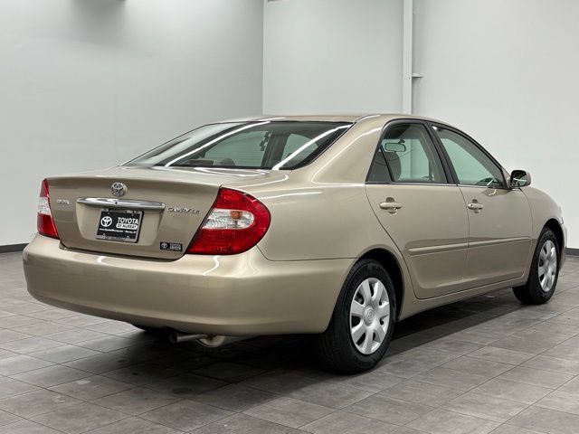 Used 2002 Toyota Camry image 2