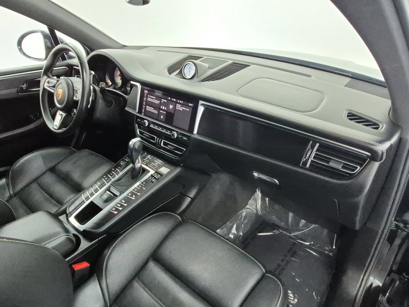 Used 2020 Porsche Macan GTS AWD/4WD image 26