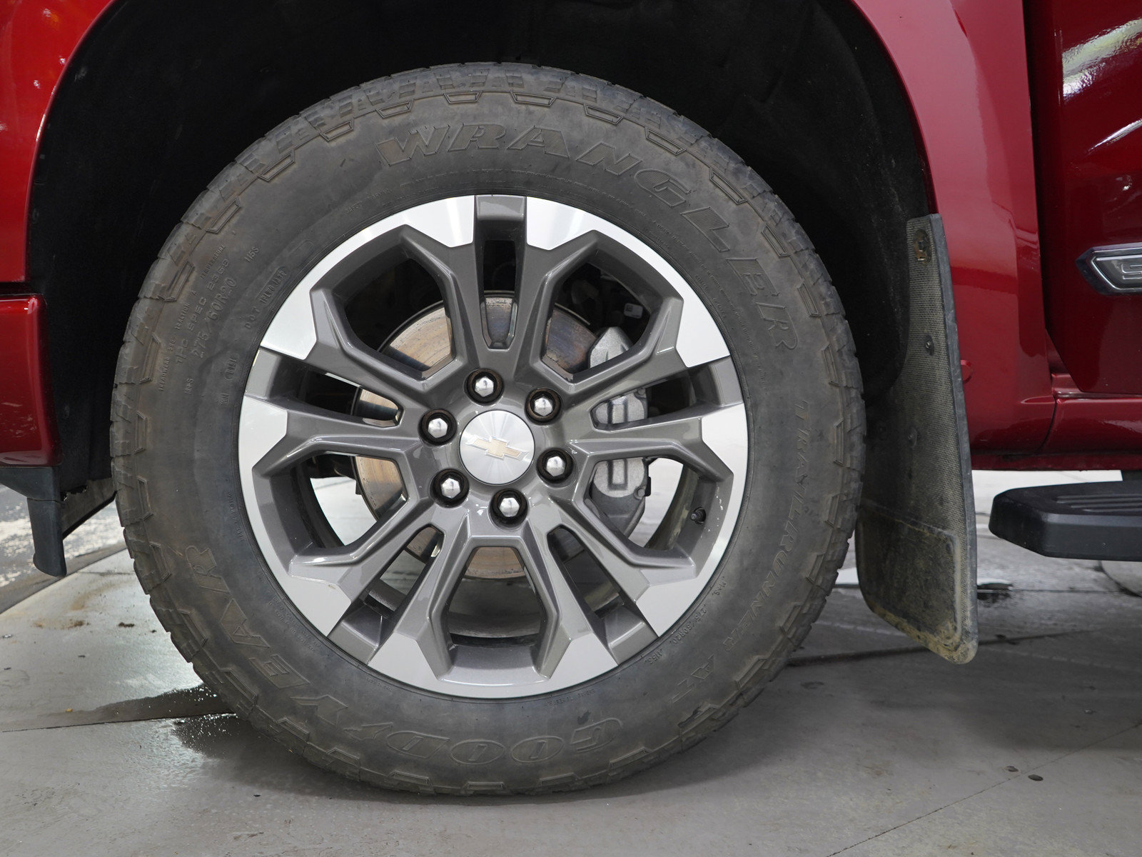 Used 2023 Chevrolet Silverado 1500 High Country w/ Z71 Off-Road Package AWD/4WD image 33