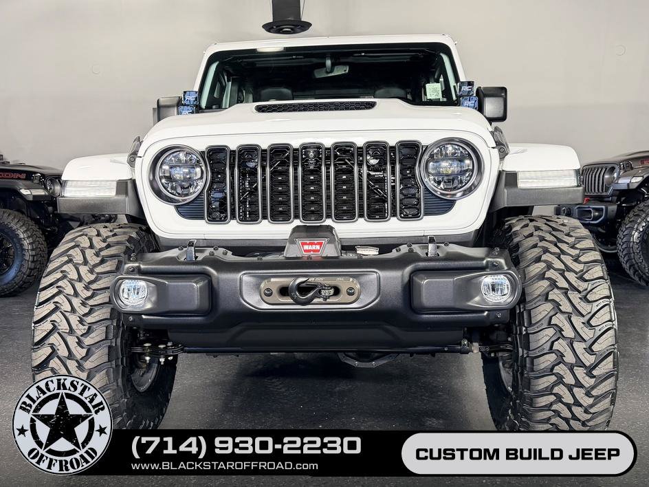 Used 2023 Jeep Gladiator Mojave w/ LED Lighting Group AWD/4WD image 3