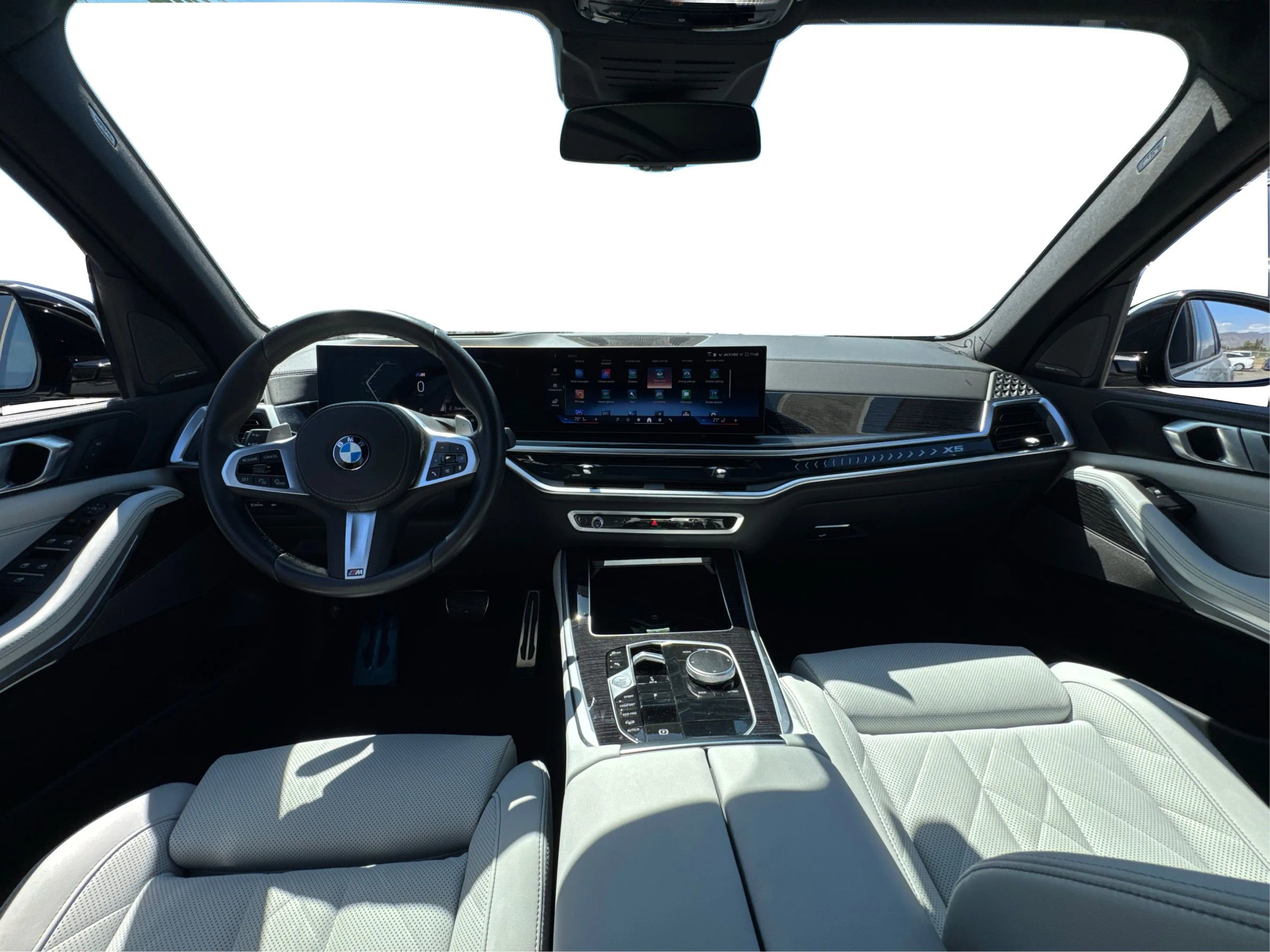 Used 2024 BMW X5 xDrive40i w/ M Sport Package image 21