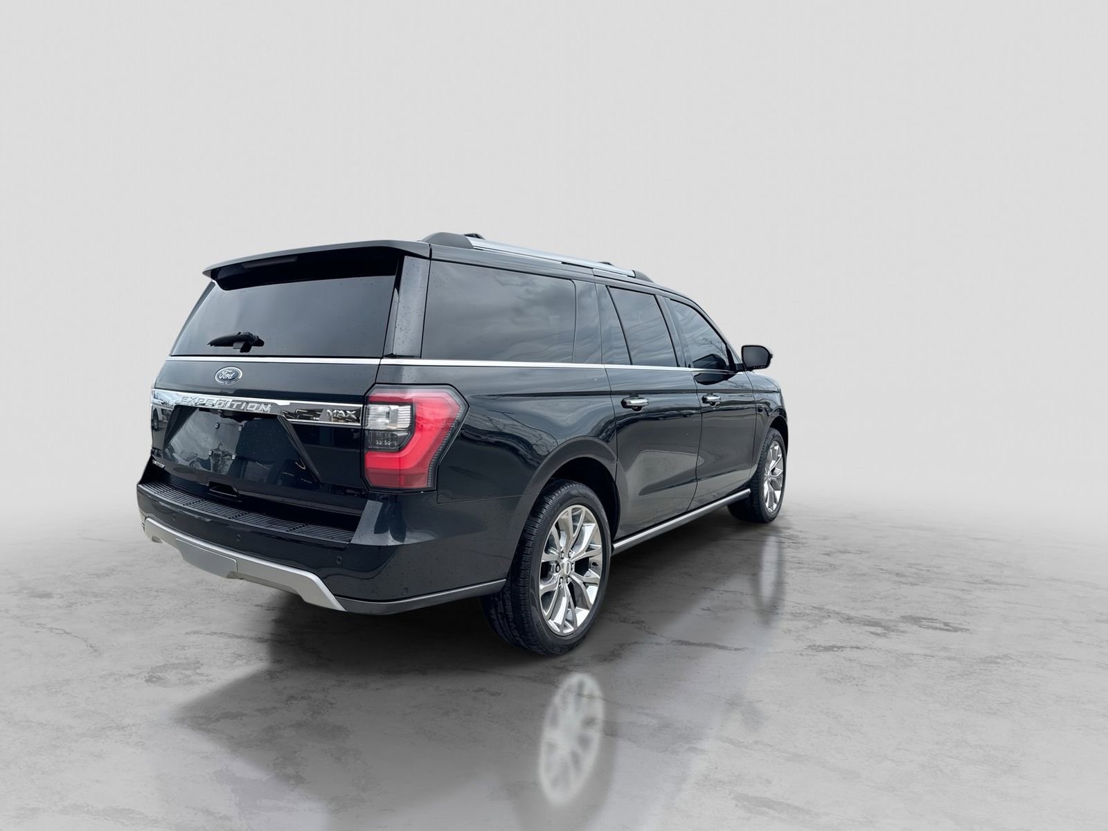 Used 2018 Ford Expedition Max Limited w/ Equipment Group 302A AWD/4WD image 7