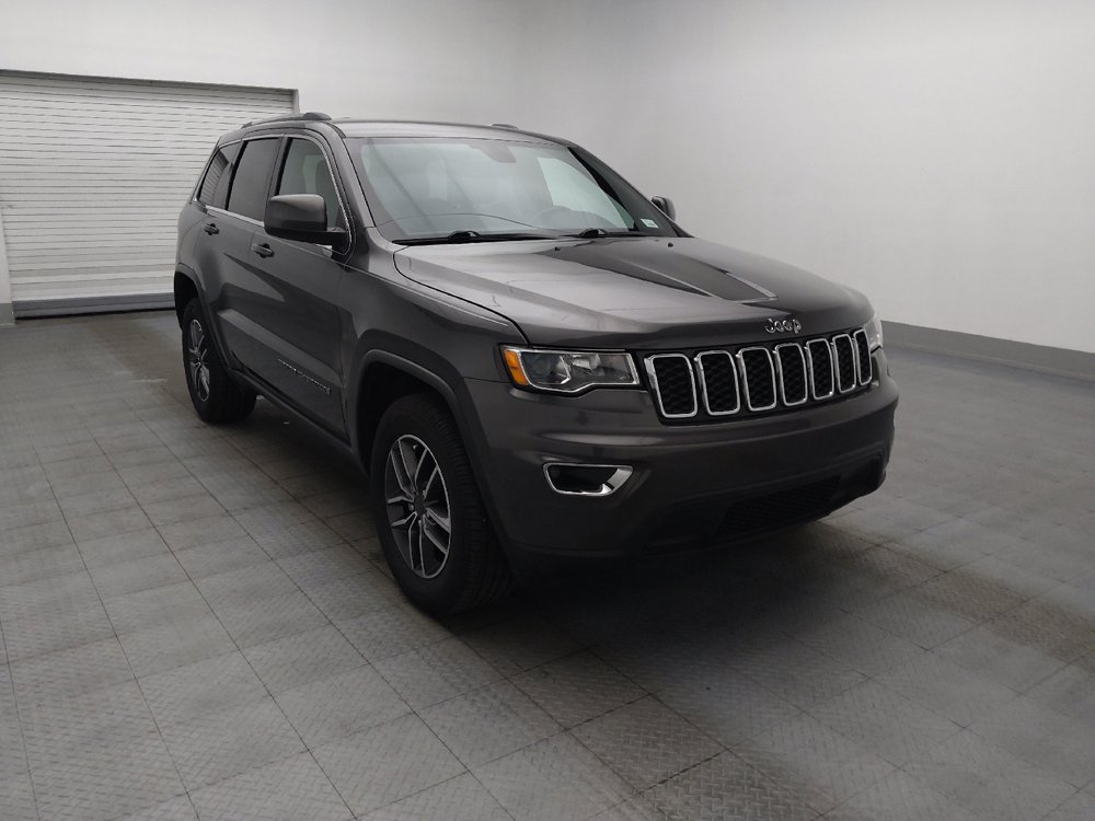 Used 2019 Jeep Grand Cherokee Laredo w/ Laredo X Package AWD/4WD image 13