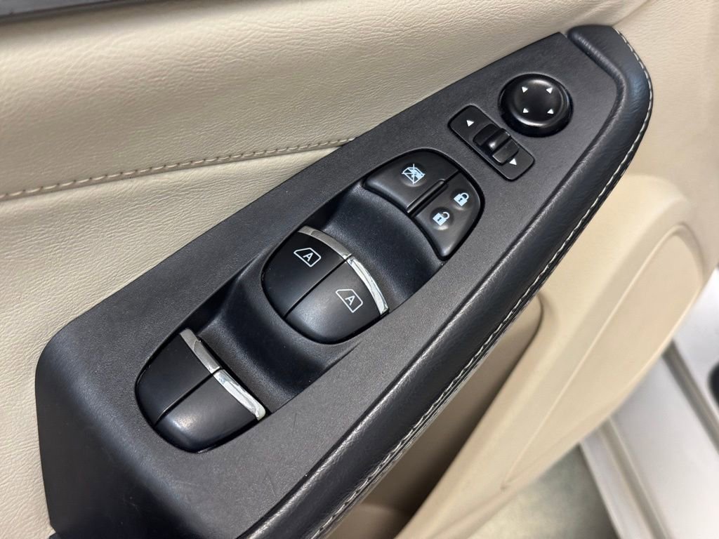 Used 2016 Nissan Maxima 3.5 SL image 9