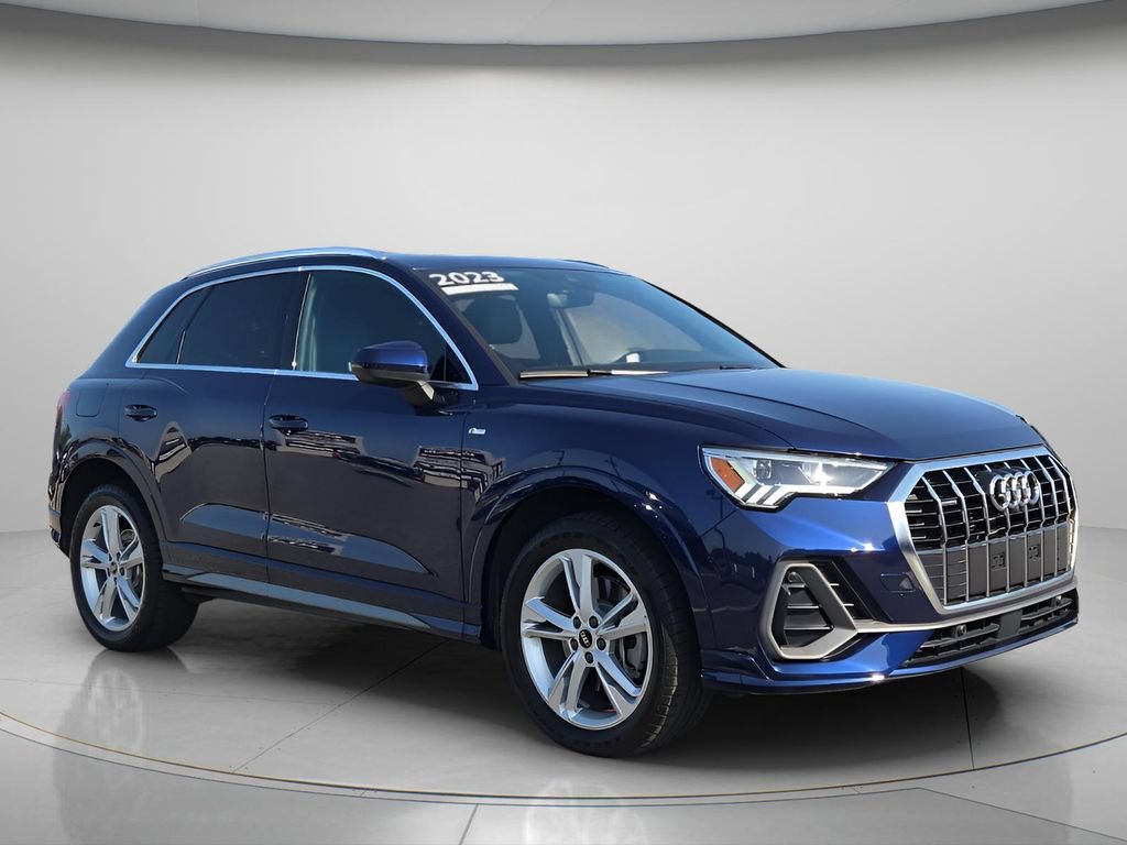 Used 2023 Audi Q3 2.0T Premium Plus w/ Premium Plus Package AWD/4WD image 8