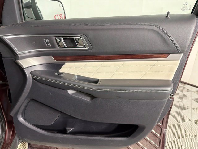 Certified 2018 Ford Explorer Platinum AWD/4WD image 33