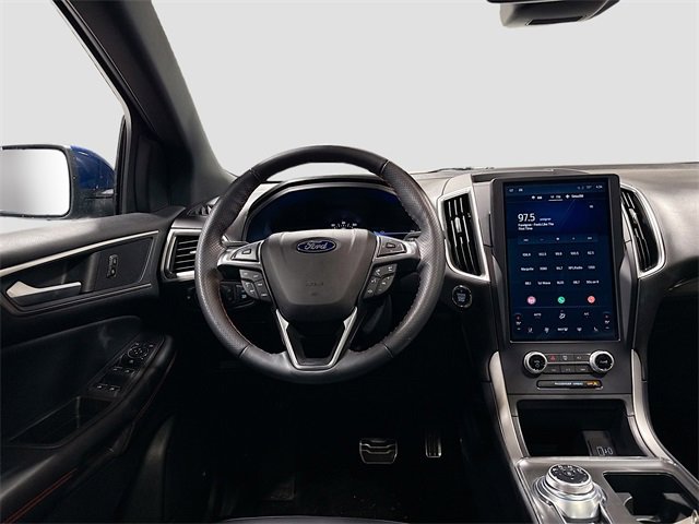 Used 2022 Ford Edge ST-Line image 24