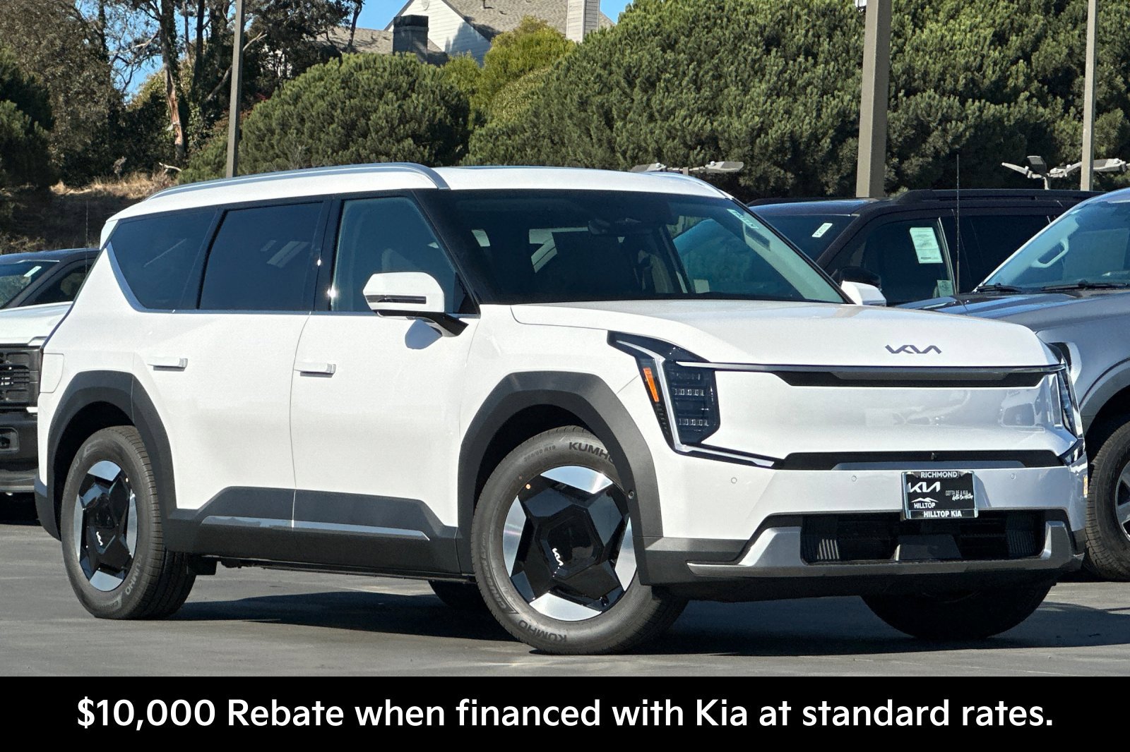 New 2026 Kia EV9 Wind AWD/4WD image 2