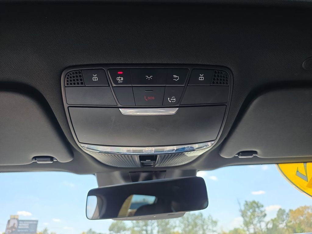 Used 2022 Mercedes-Benz GLC 300 image 29