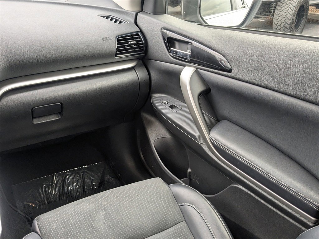 Used 2024 Mitsubishi Eclipse Cross SE image 19