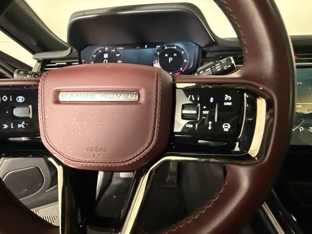 Used 2025 Land Rover Range Rover Sport Dynamic SE AWD/4WD image 18