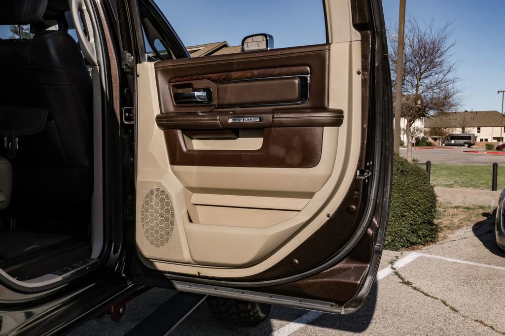 Used 2017 RAM 3500 Laramie Longhorn image 56