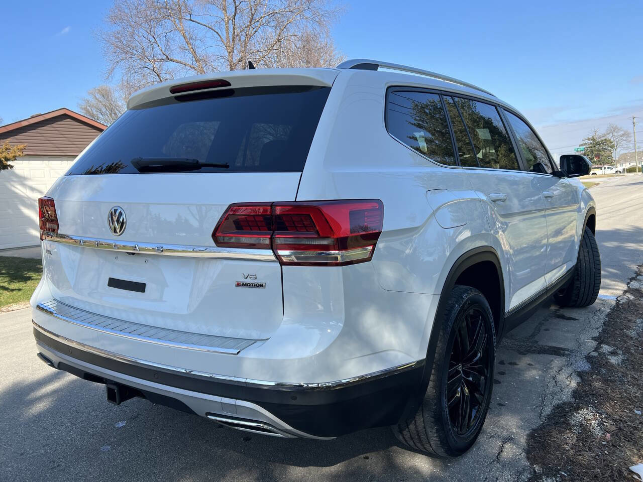 Used 2019 Volkswagen Atlas SEL image 6