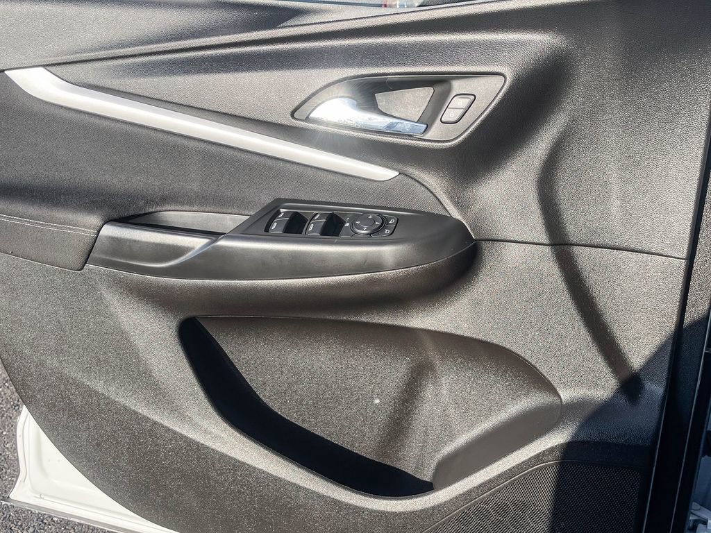 Used 2022 Chevrolet Bolt EUV LT image 38