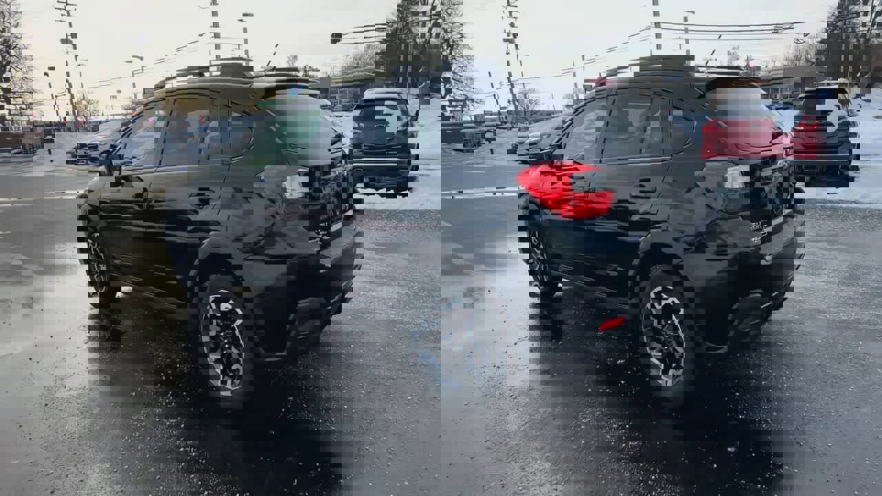 Used 2017 Subaru Crosstrek 2.0i Premium w/ Moonroof Package image 6