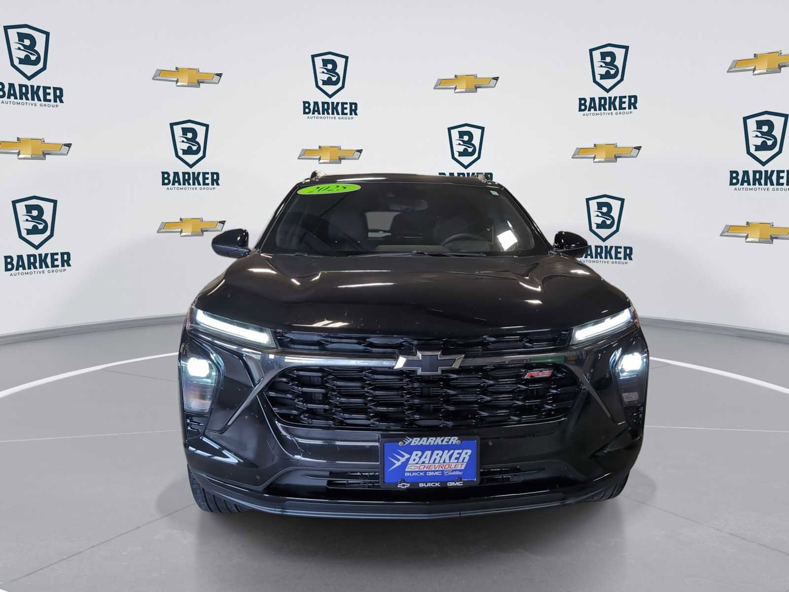 Used 2025 Chevrolet Trax RS w/ Driver Confidence Package FWD image 3