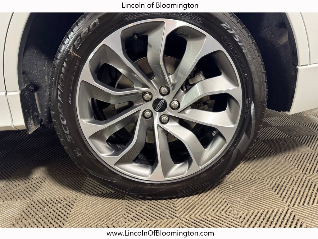 Used 2023 Lincoln Aviator Grand Touring w/ Elements Package Plus AWD/4WD image 28
