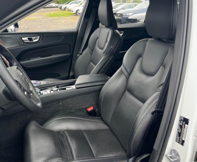 Used 2024 Volvo XC60 B5 Ultimate w/ Protection Package Premier AWD/4WD image 7