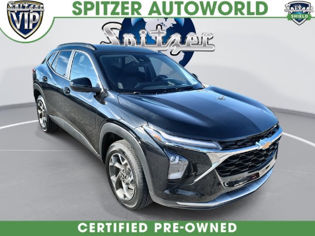 Used 2025 Chevrolet Trax LT w/ Driver Confidence Package
