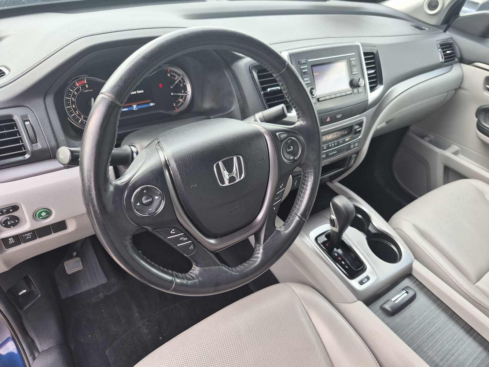 Certified 2019 Honda Ridgeline RTL image 2