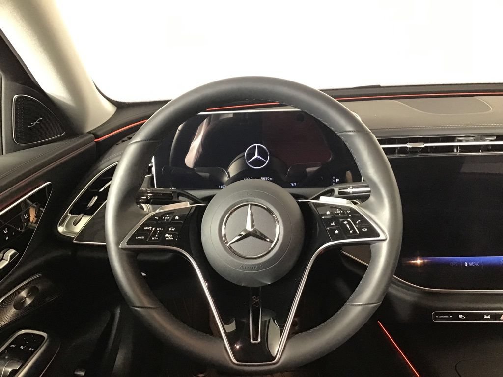 Used 2025 Mercedes-Benz E 450 4MATIC Sedan image 21