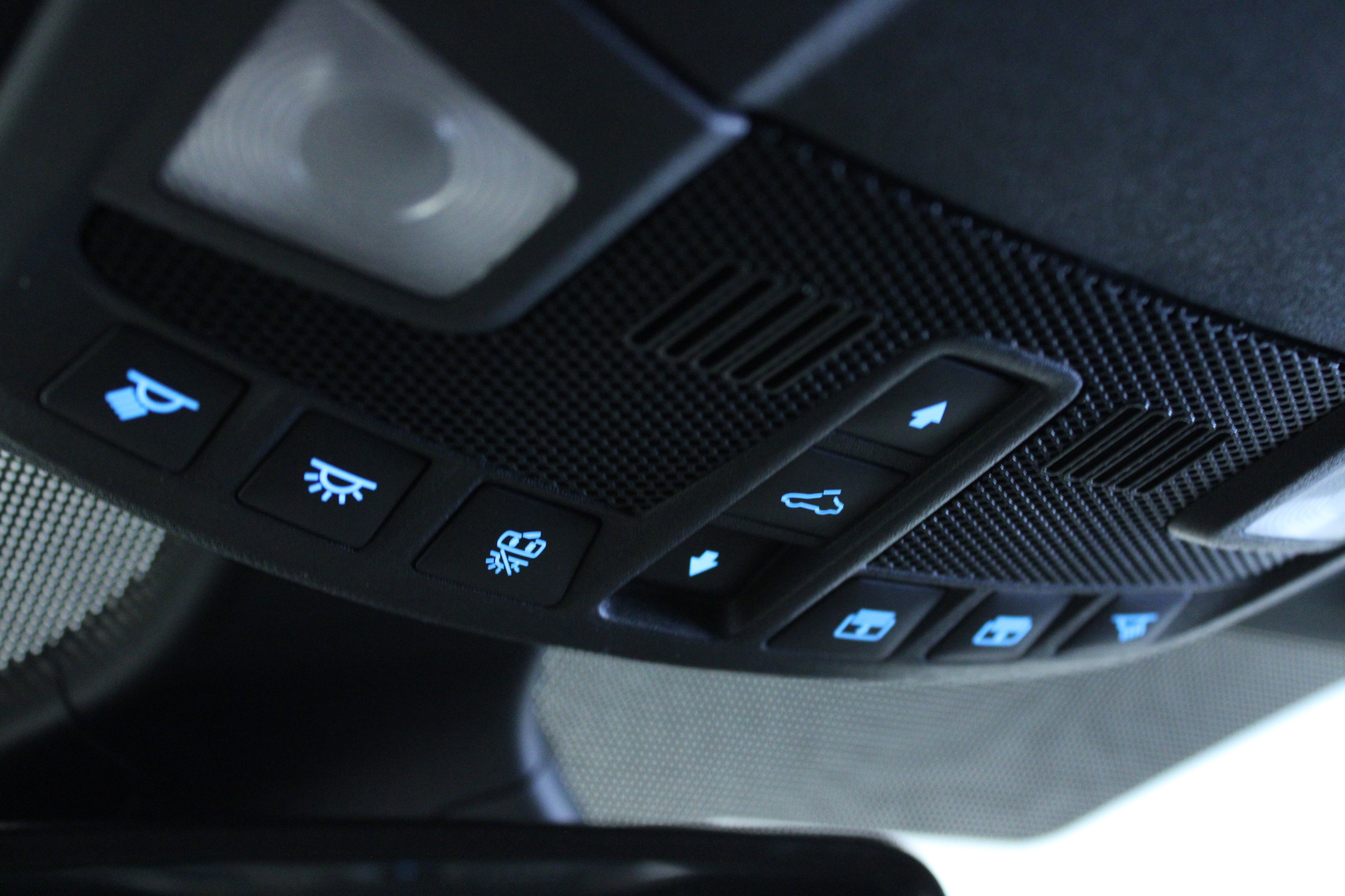 Used 2021 Ford Edge ST-Line w/ Class II Trailer Tow Package image 24