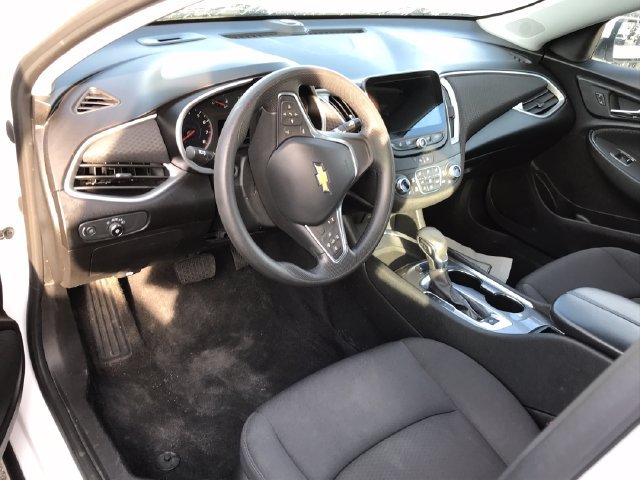Used 2024 Chevrolet Malibu LT FWD image 4