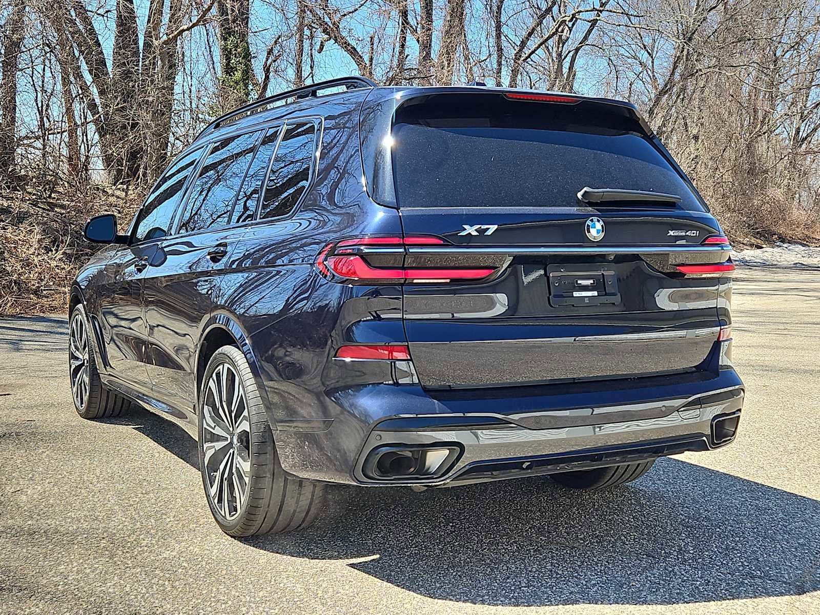 Used 2023 BMW X7 xDrive40i w/ Executive Package AWD/4WD image 5