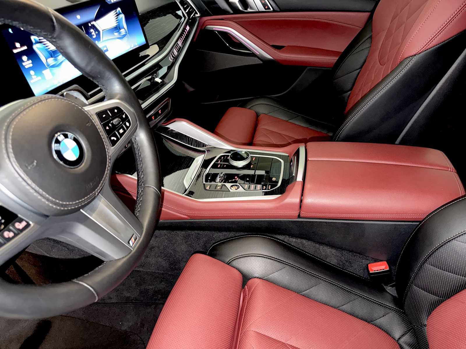 Used 2025 BMW X6 xDrive40i w/ Executive Package AWD/4WD image 19