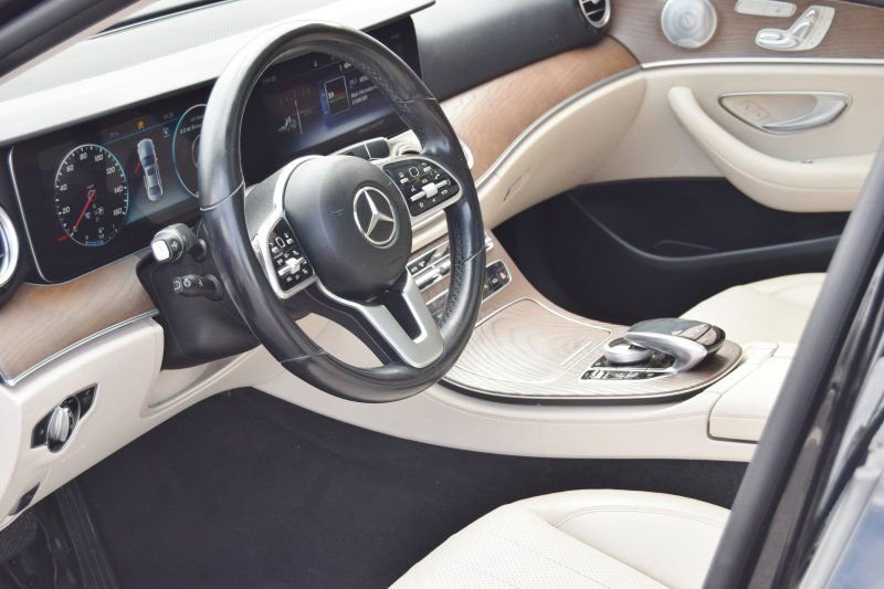 Used 2020 Mercedes-Benz E 350 4MATIC Sedan image 21